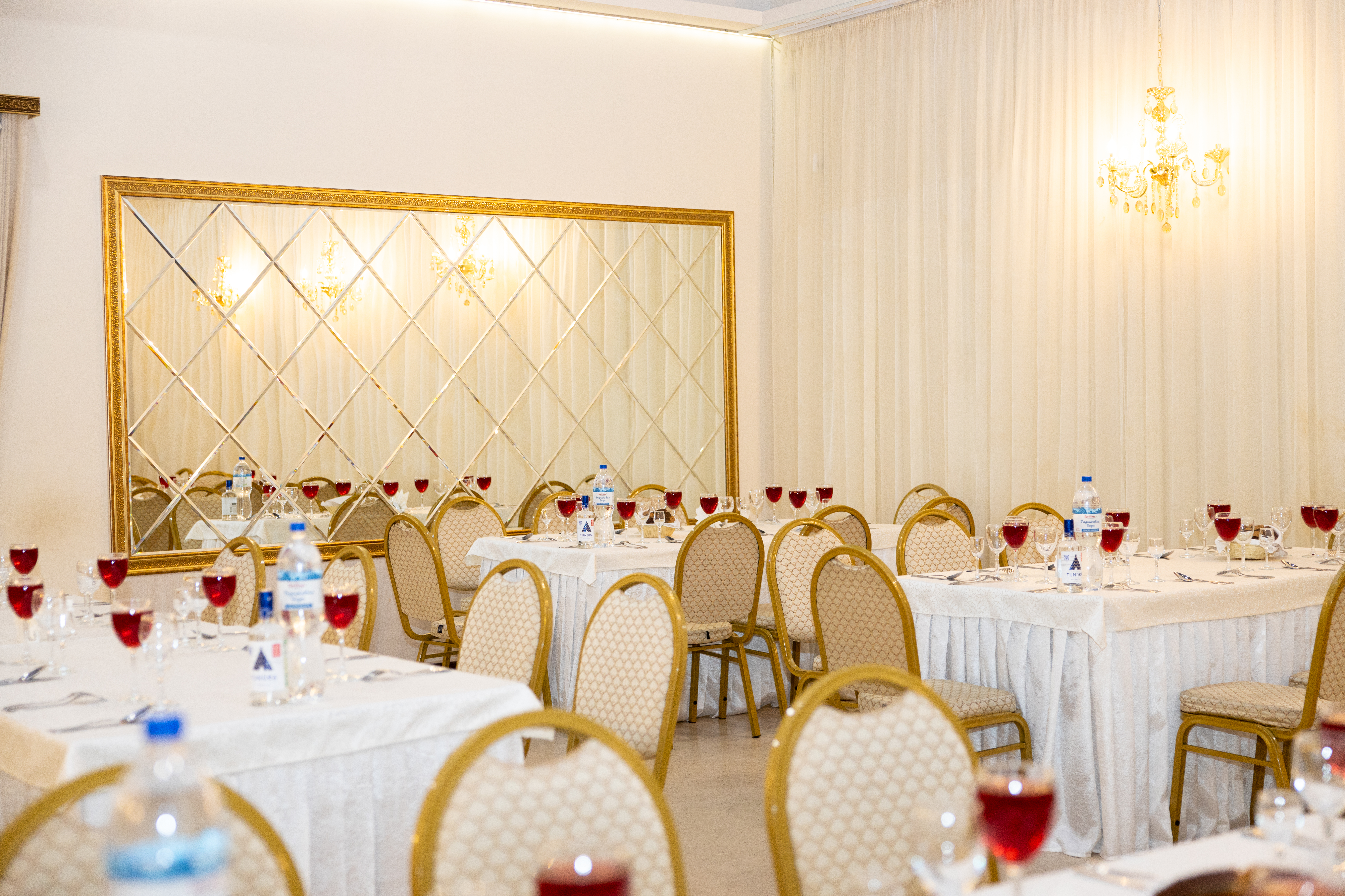 Банкет-холл (до 40)